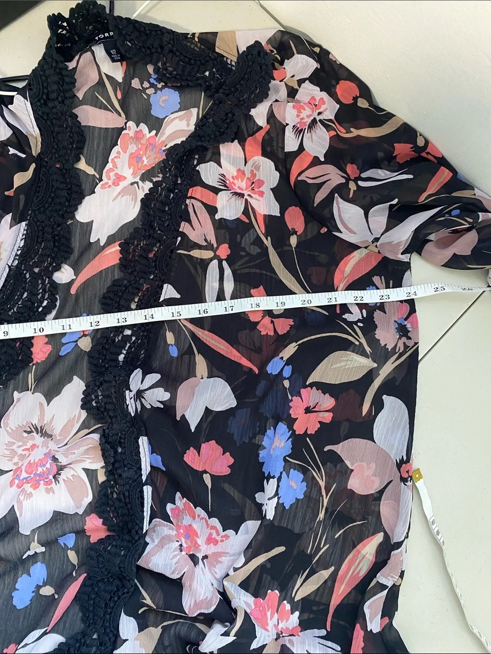 Torrid Floral Lace-Trim Sheer Kimono Duster - Black Floral sz 1X - Picture 10 of 16